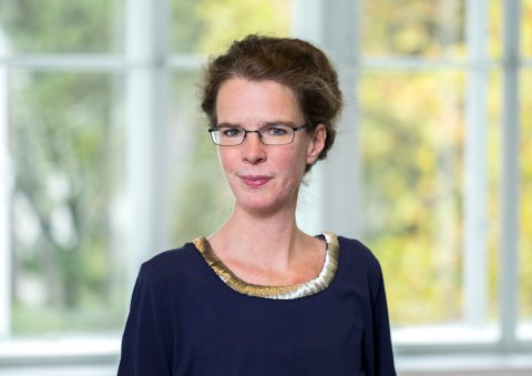 Frau mit Brille